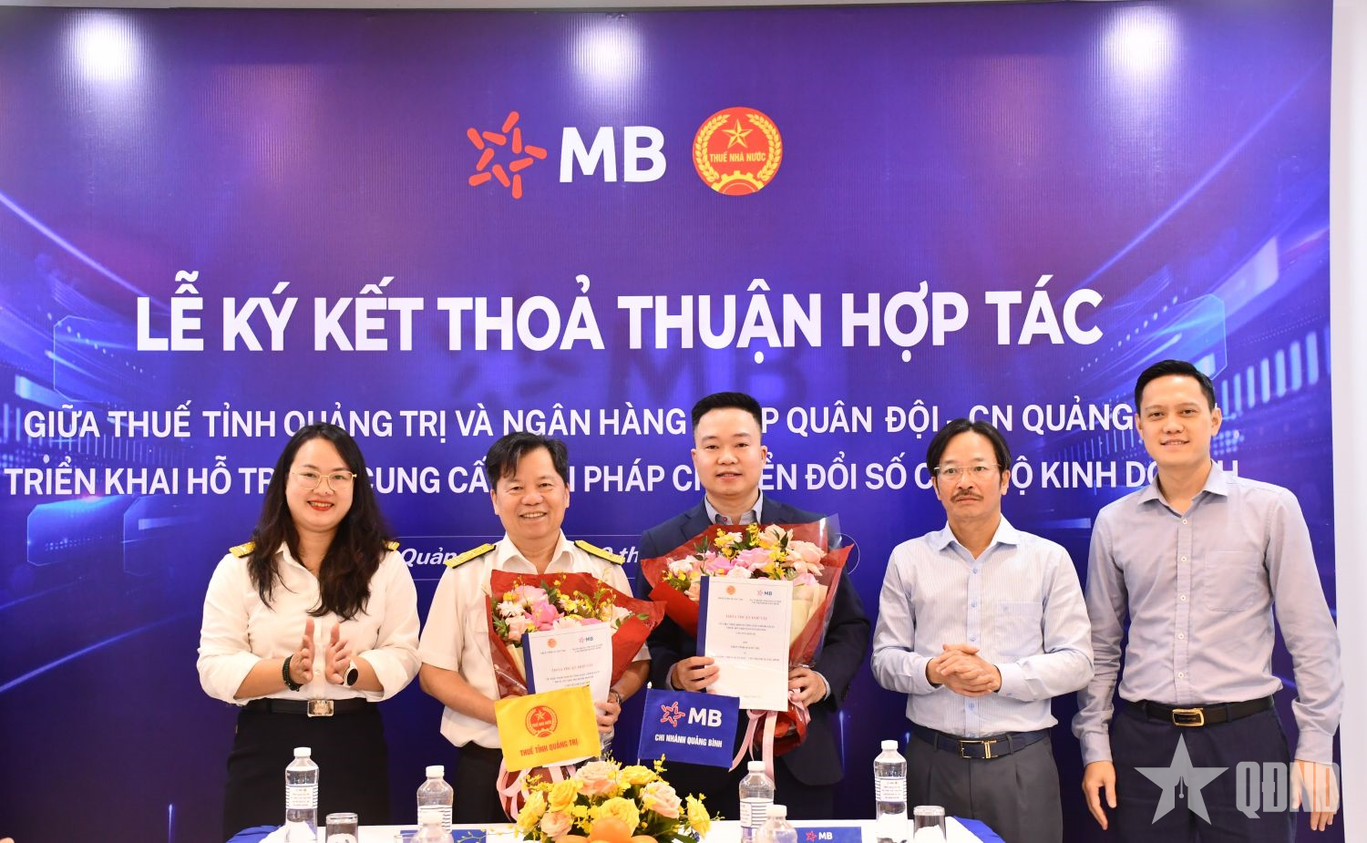 Quảng Trị: Ký kết hợp tác hướng dẫn chính sách thuế, hỗ trợ hộ kinh doanh chuyển đổi số